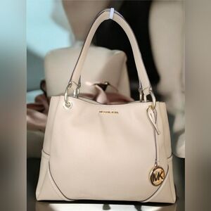 Michael Kors Nicole Large Pebbled Leather Tote Bag In Bisque